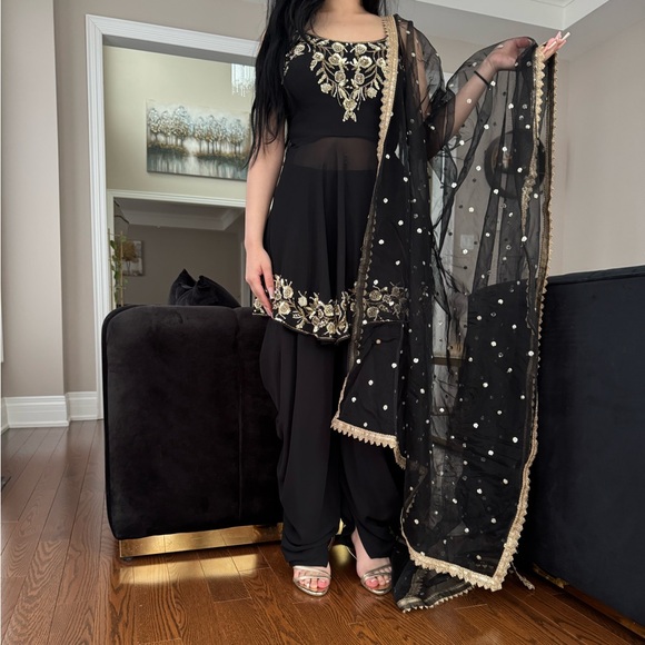 Pants - Indian & Pakistani style suit